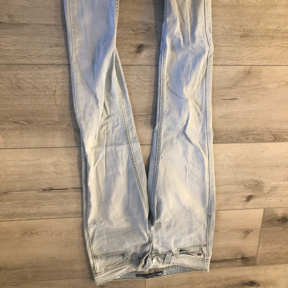 Levi jeans